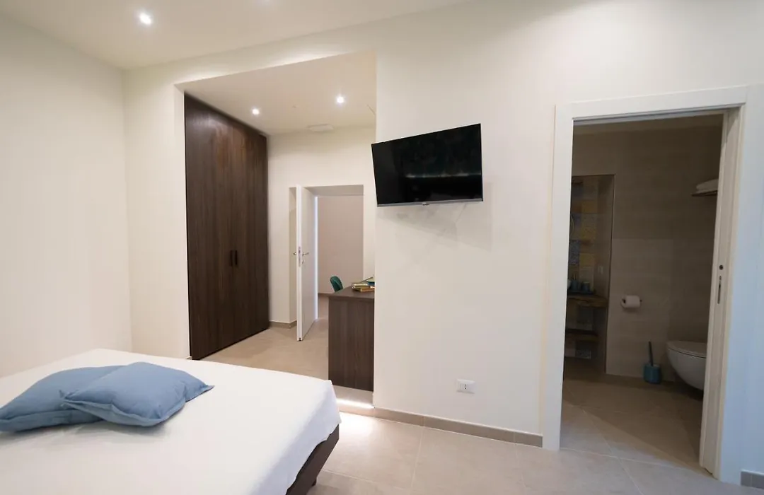 Numisia Guest House-1